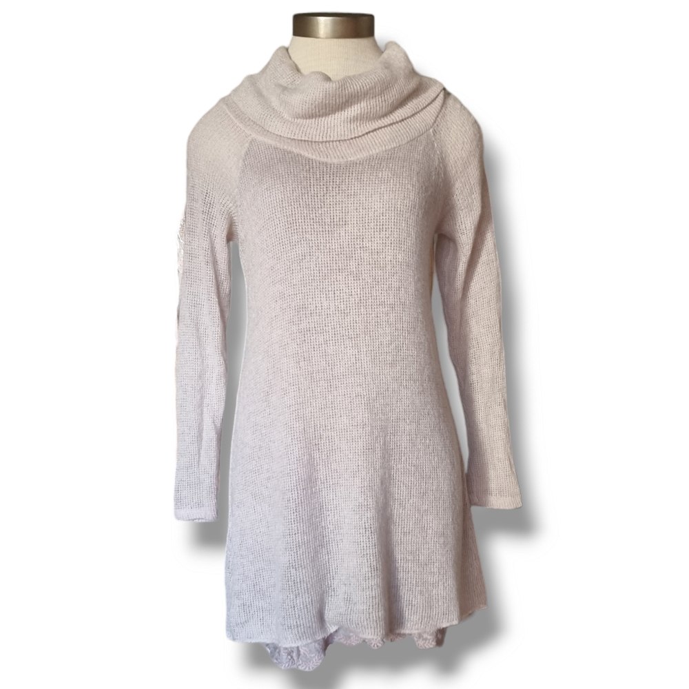 Cream/oatmeal women knitted 30% mohair sweater